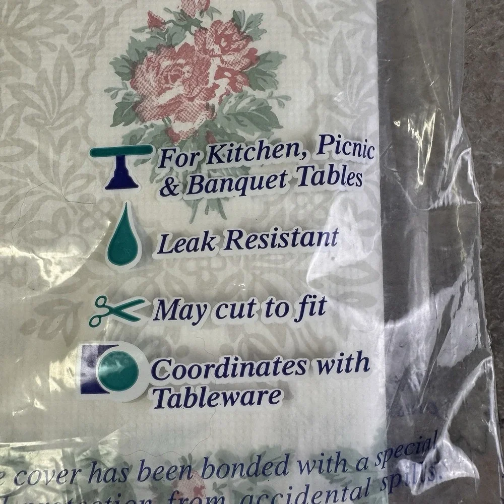 Vintage BEACH Plastic Backed Tissue Table Cover 4 Sq Yds. Enchanted Rose NOS